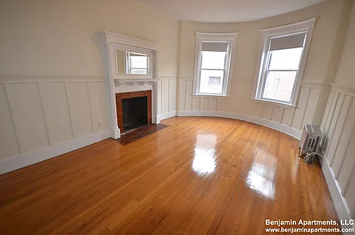 1788 Beacon St #10 Photo 1
