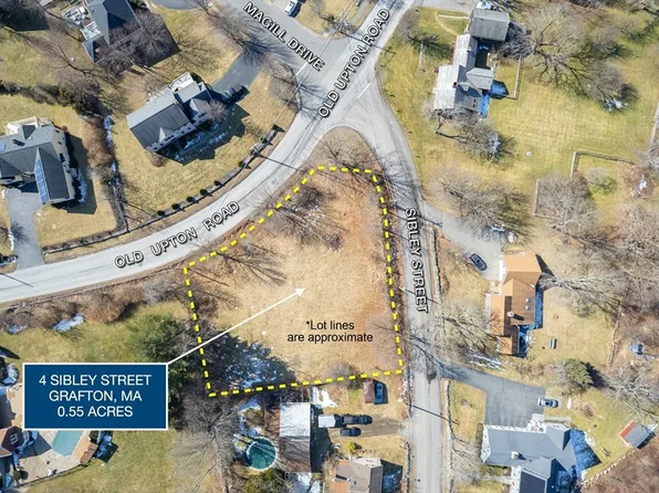 4 Sibley St, Grafton, MA 01519