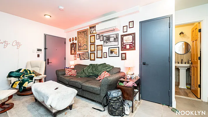 Rented by Nooklyn NYC LLC | media 36