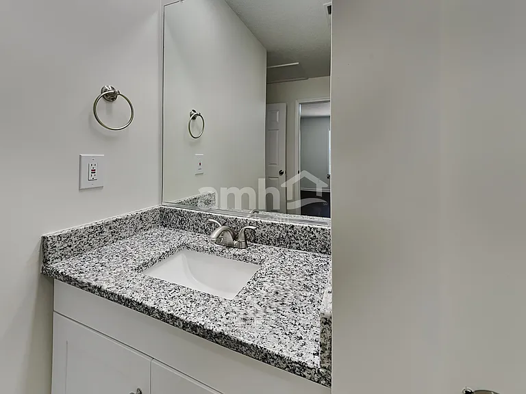 5500 Regent Village Dr — Photo 15