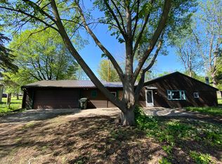 240 Lucinda St, Perry, IA 50220