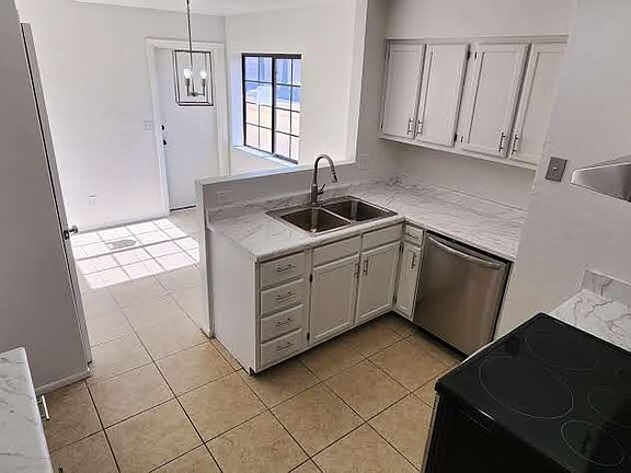 4th image of 8471 E Tiffany Dr