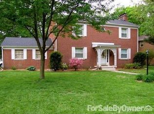 2042 Greenbriar Rd, Springfield, IL 62704