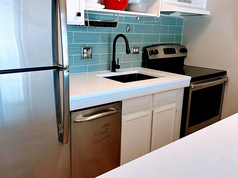1265 N Elizabeth St #503 — Photo 11