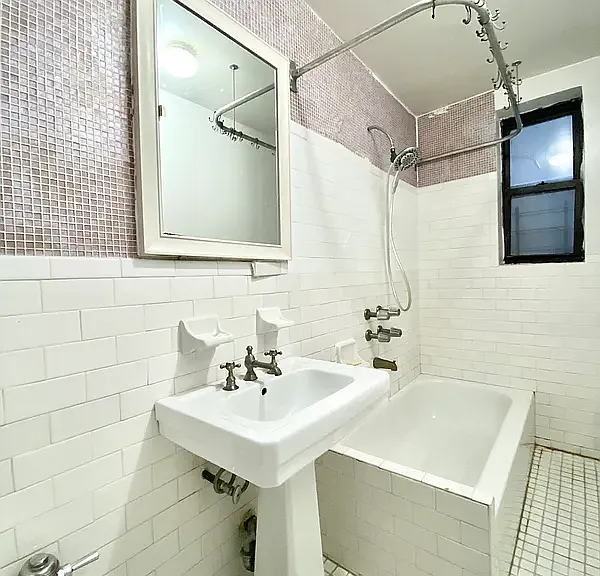 160 Claremont Ave #2D — Photo 10