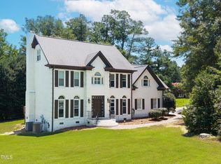 3901 Phlox Rd, Raleigh, NC 27616