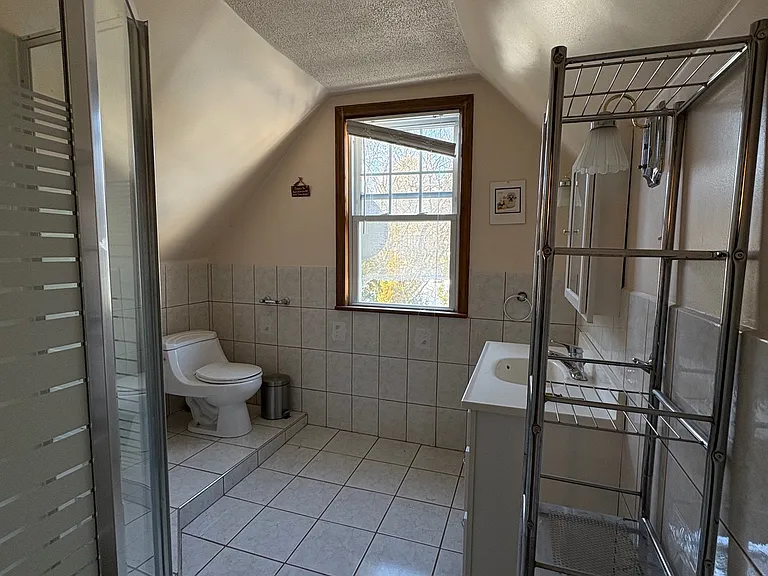 7 Englewood Ave #2 — Photo 13