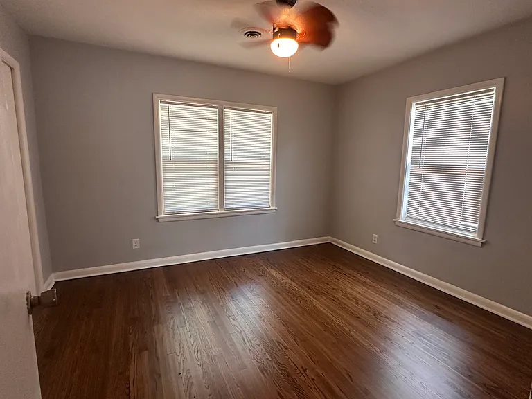 307 N Lake St — Photo 12