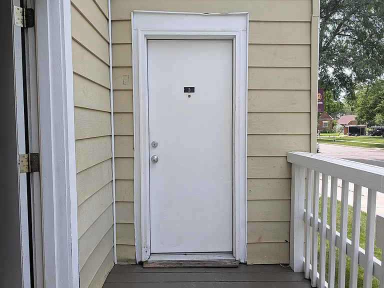 507 S Main St #2 — Photo 3