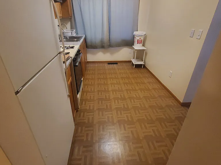 511 Olive St — Photo 5