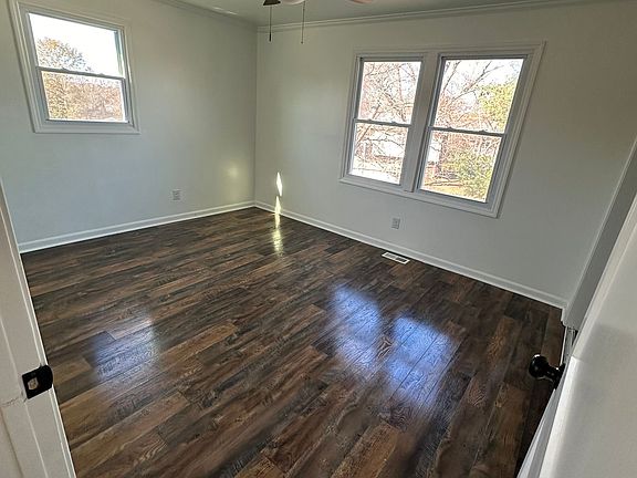 5th image of 319 Devonwood Ct