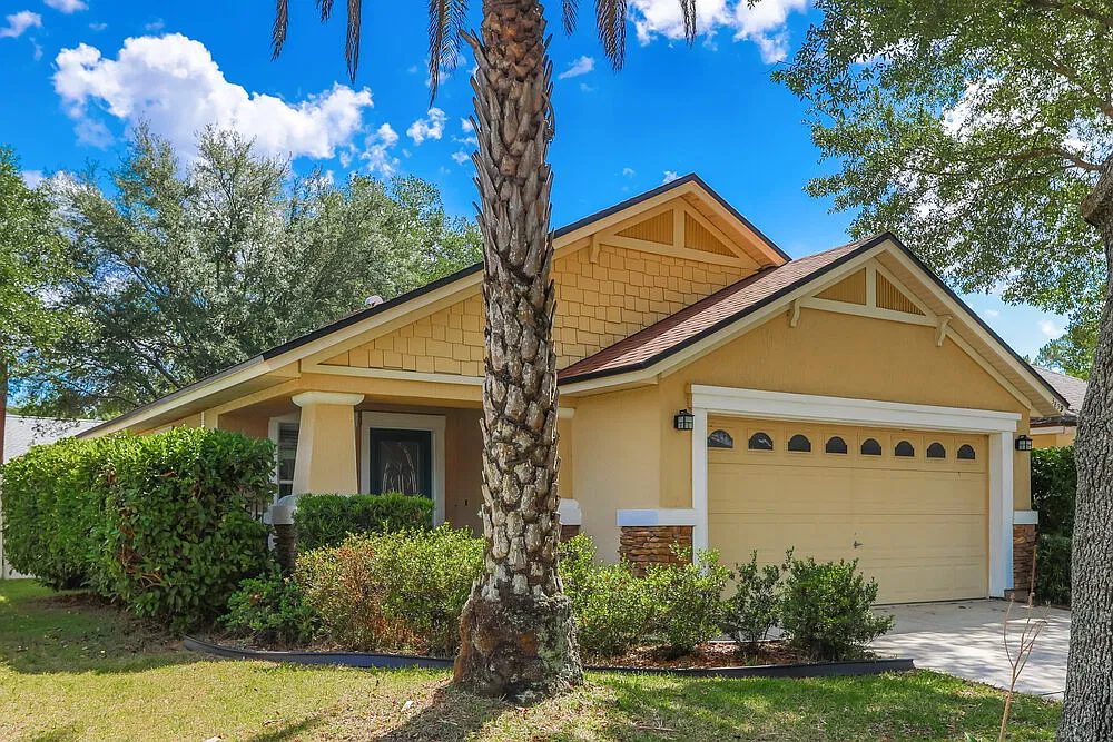 3 bed, 2.0 bath, 1502 sqft, $2,790 — Photo 3