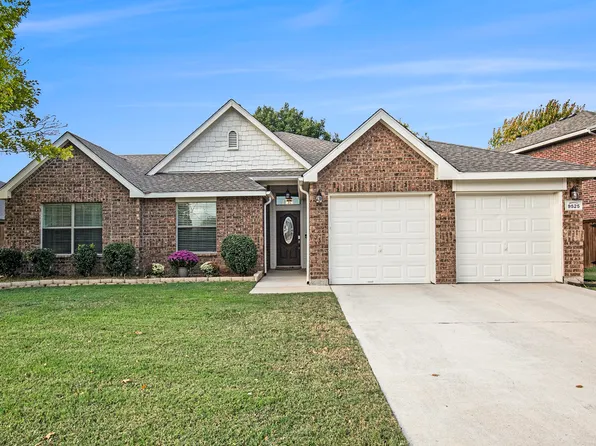 9525 Fox Hill Dr, Fort Worth, TX 76131