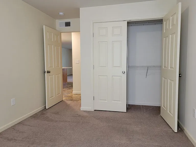 130 Tom Ave #E — Photo 13