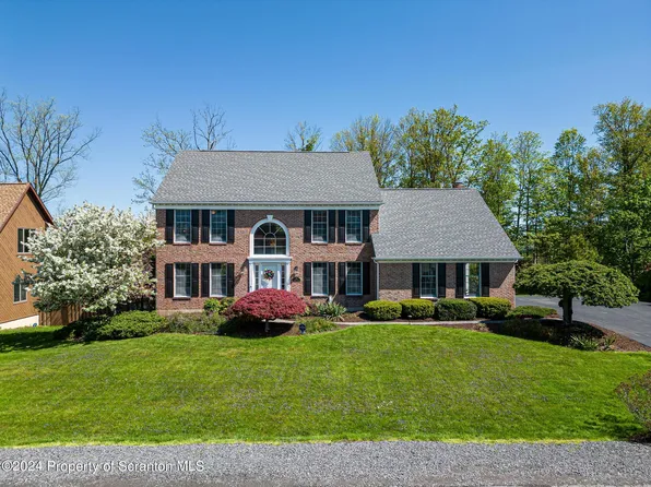 603 Hampton Rd, Clarks Summit, PA 18411