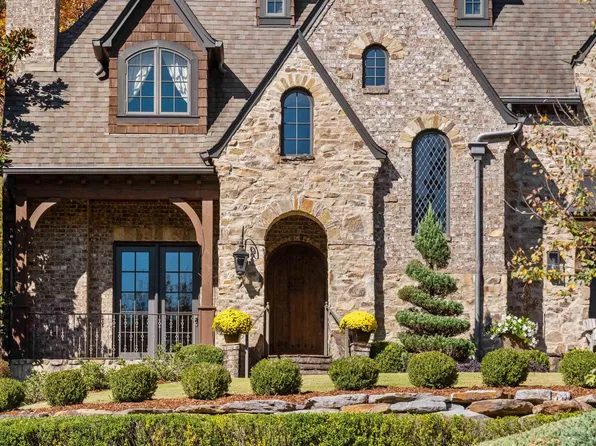 7430 Kings Mountain Rd, Vestavia Hills, AL 35242
