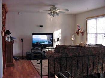 3rd image of 432 Tulip St