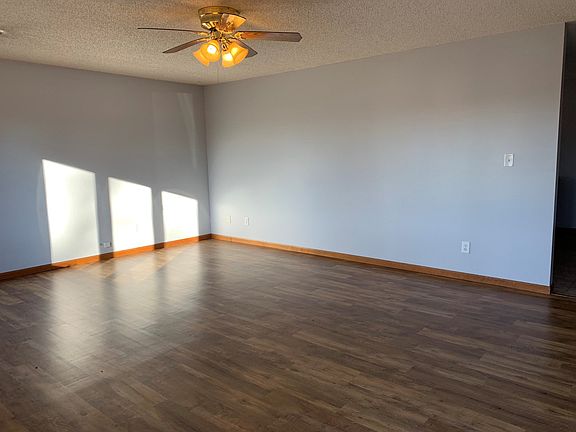 3rd image of 507 N Park St