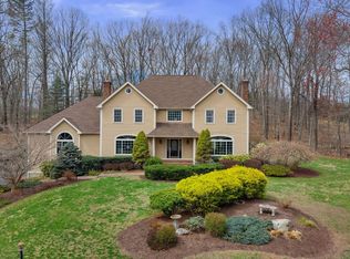 4 Old Purdy Station Rd, Newtown, CT 06470