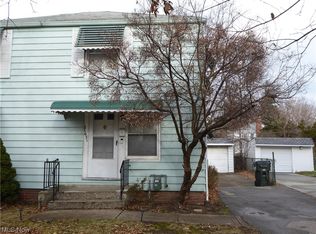 21631 Crystal Ave, Euclid, OH 44123
