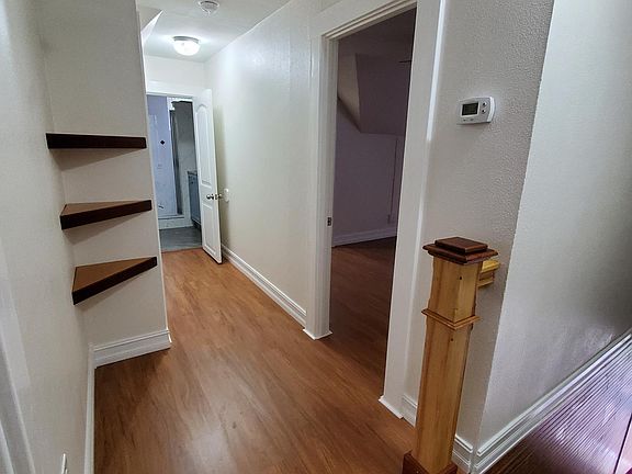 4th image of 903 E New York Ave #2