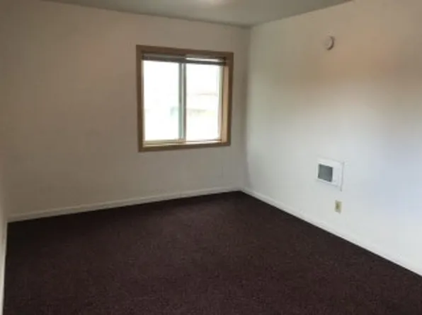 Graham, 210 Main St SW #212-1, Ronan, MT 59864