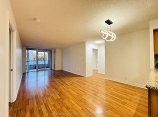 33 Cox Blvd #216, Markham, ON L3R8A6