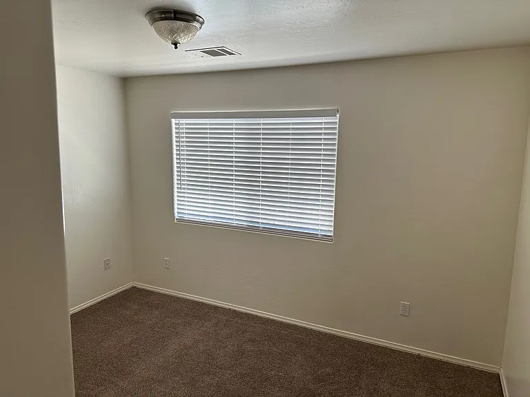7870 Dogwood Ave — Photo 5