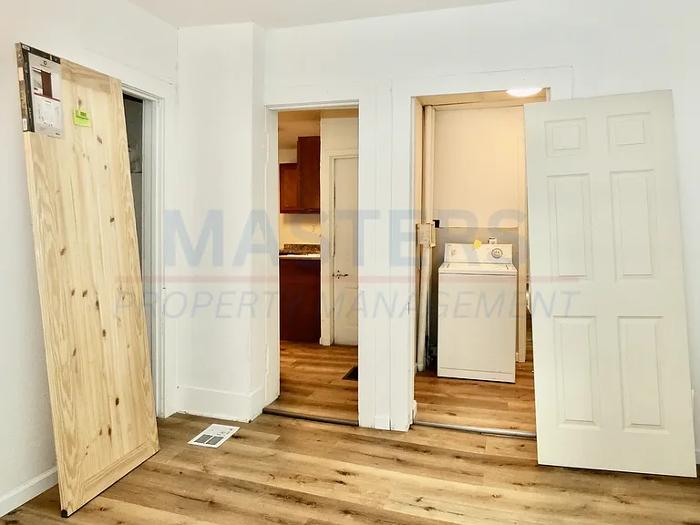 1026 Oakwood Ave — Photo 17