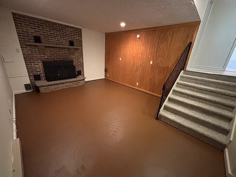 159 Tompkins Dr — Photo 14