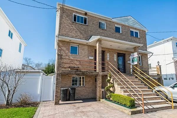 1st image of 2262 Bergen Ave