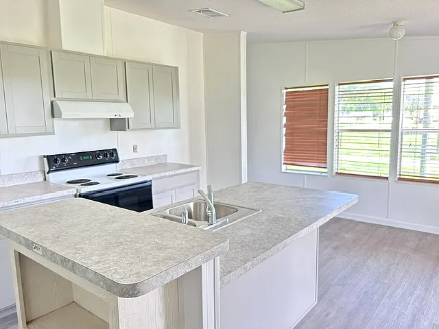3230 Barber Rd — Photo 3