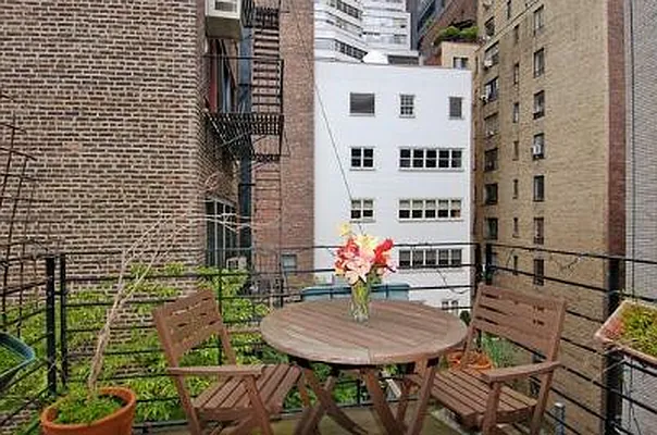 Rented by Corcoran | media 7