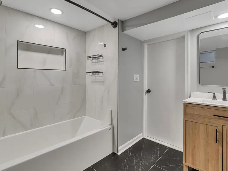 1706 N Glebe Rd — Photo 31