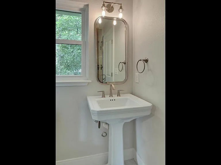 2914 Hampton Rd #1 — Photo 20