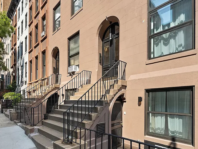 155 E 37th St #GARDEN — Photo 16