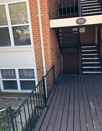 2nd image of 1932 Greenglen Dr APT 103