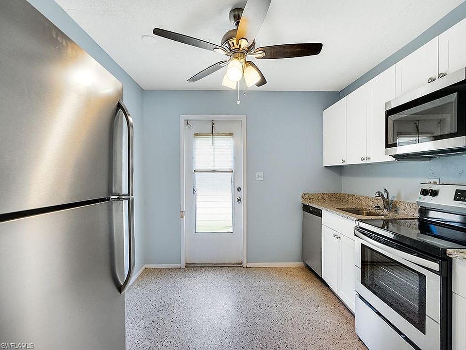 1st image of 27465 Felts Ave