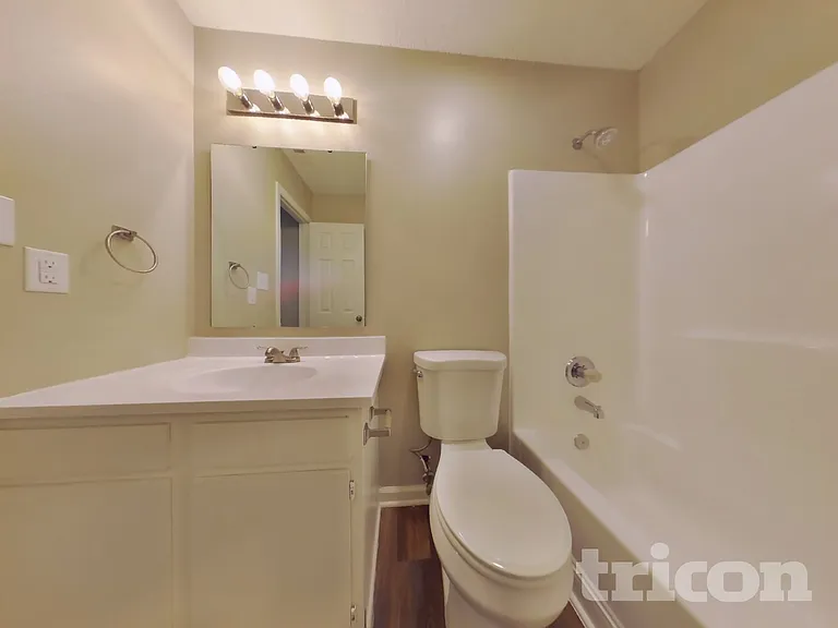 7433 Tassel Ct — Photo 10