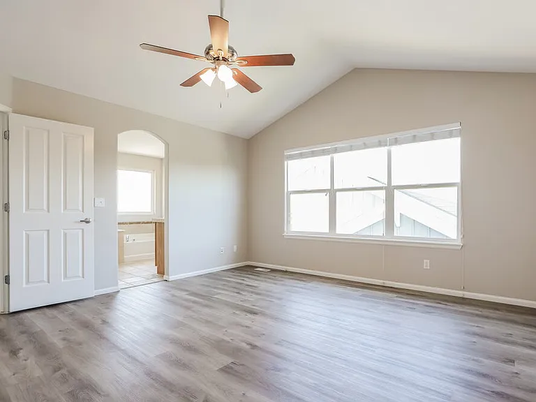 1711 Red Poppy Dr — Photo 11