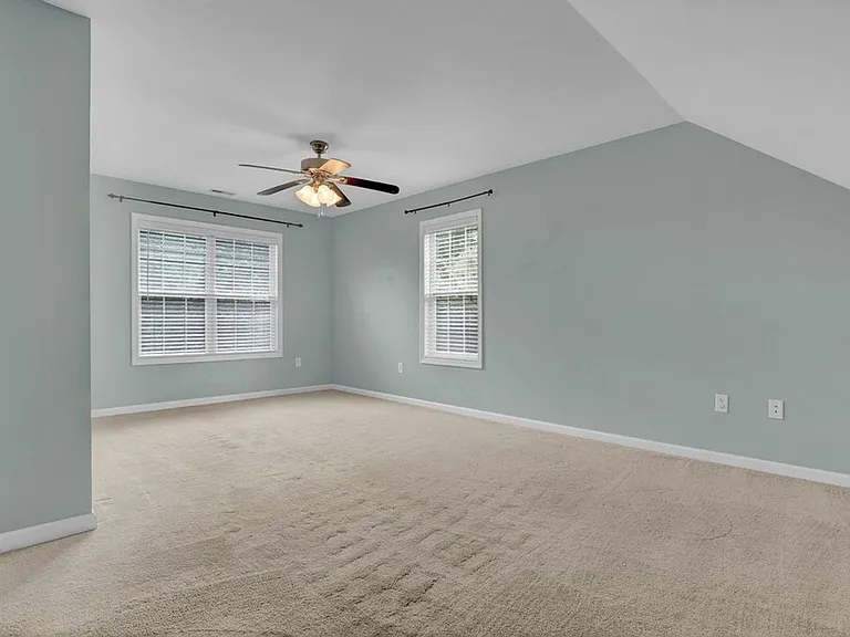 1010 Meridian Dr — Photo 27