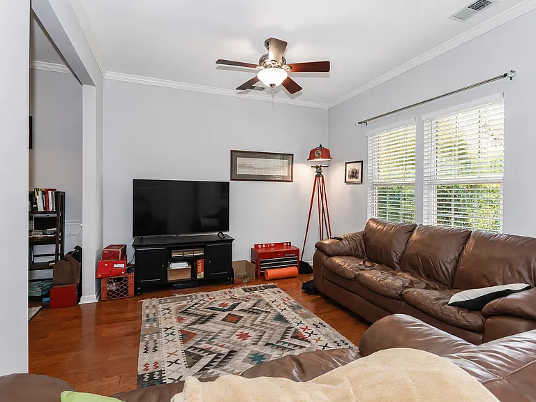 17819 Delmas Dr — Photo 17