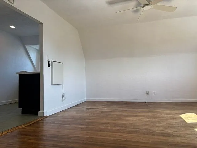 1401 High St #7 — Photo 9