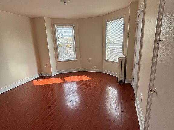 4th image of 6402 15th Ave #2