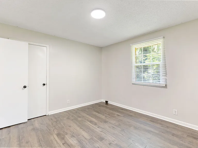 3413 Elm Hill Pike — Photo 6