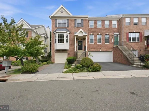111 Longpoint Way, Gaithersburg, MD 20878
