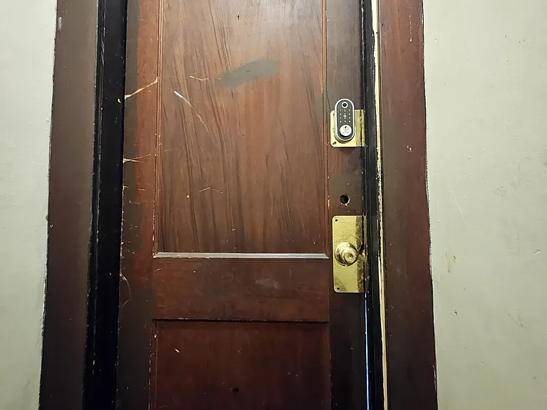 58 Locust St #UP — Photo 10