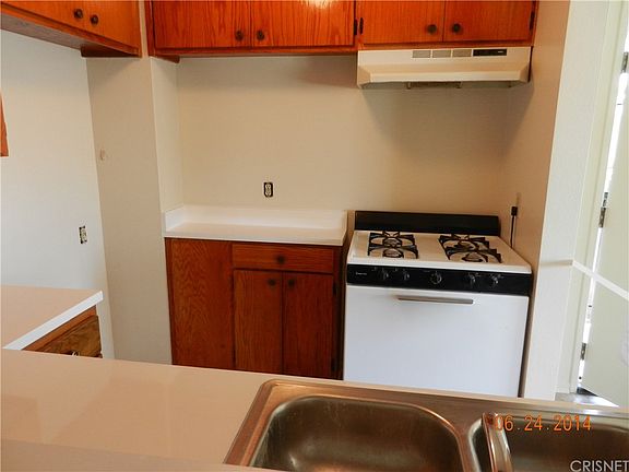 2nd image of 12717 Vanowen St APT 204