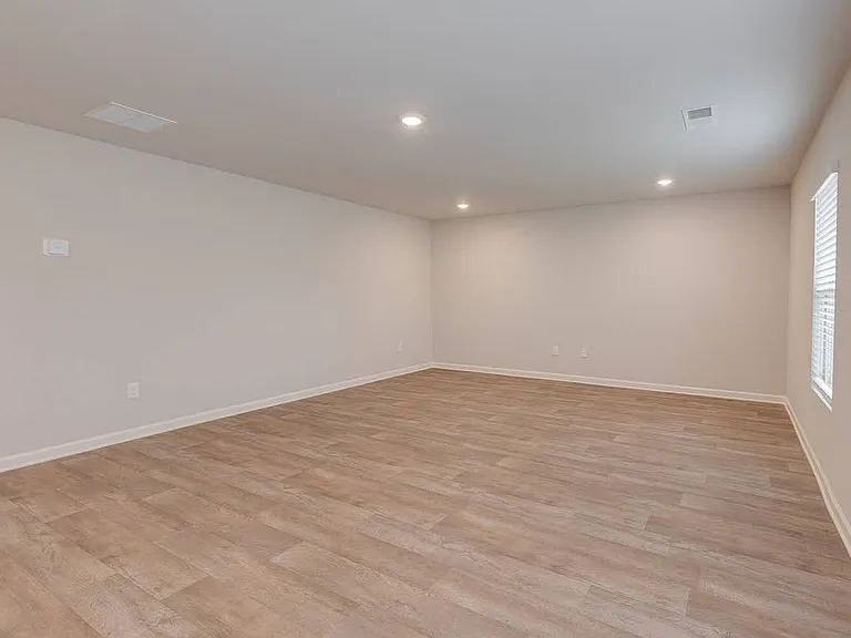 370 Alyssa Landing Dr — Photo 7