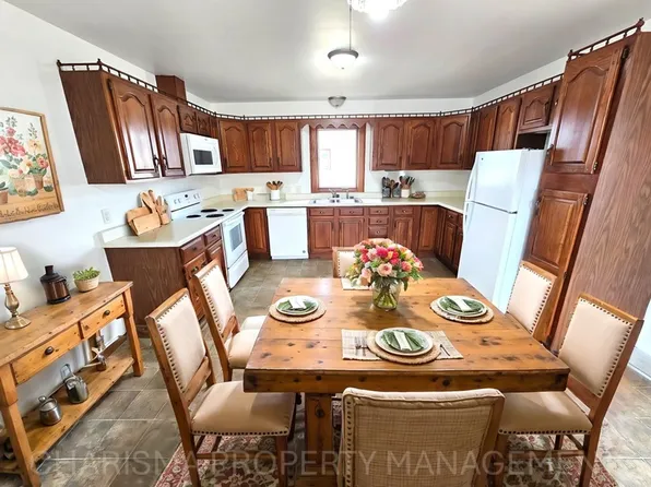 3 Bedroom, 2 Bath House With All the Charm and Space You Need!, 805 4th St, Garretson, SD 57030